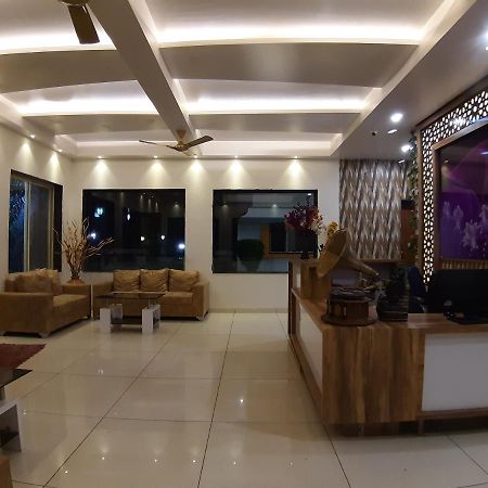Hotel Great Annapurna Khuldabad エクステリア 写真